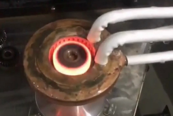  立式高频淬火机床 ，自动化齿轮淬火设备